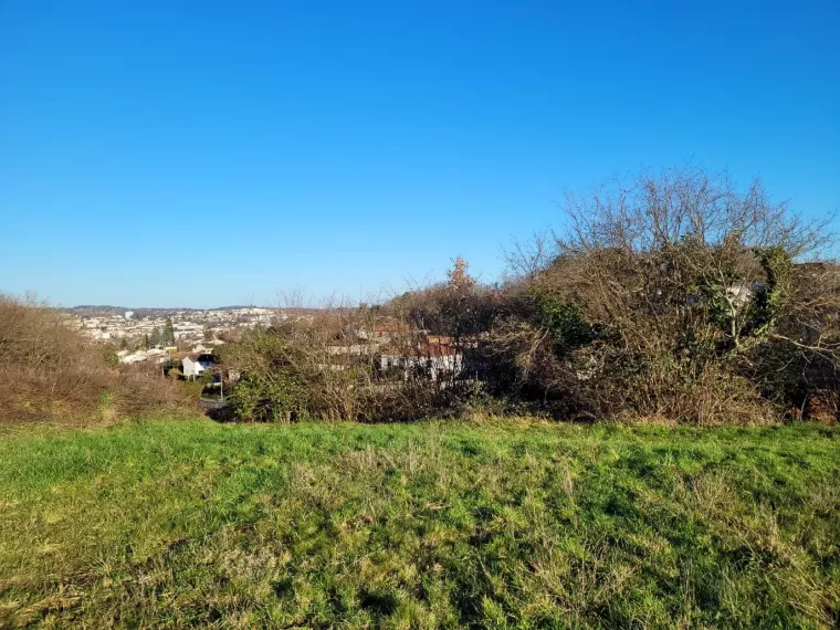 Terrains à lôtir